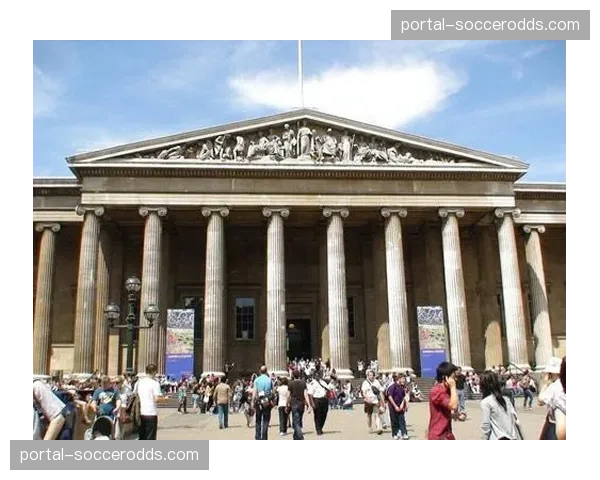 那不勒斯考古博物馆推出“足球与古希腊竞技精神”特展